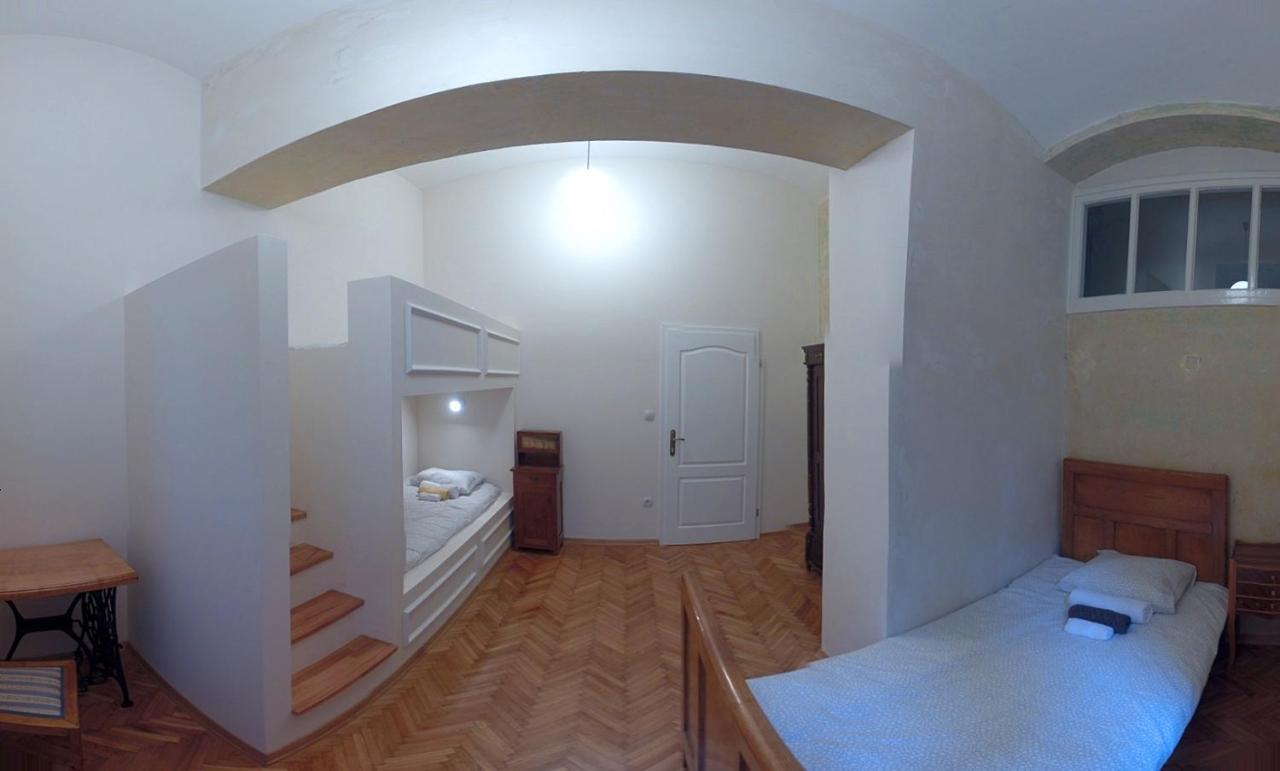 Zagreb Speeka Hostel Ngoại thất bức ảnh