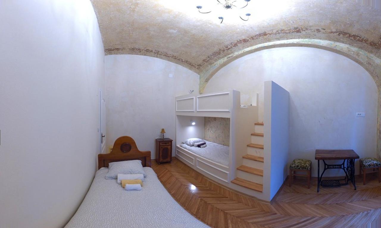 Zagreb Speeka Hostel Ngoại thất bức ảnh